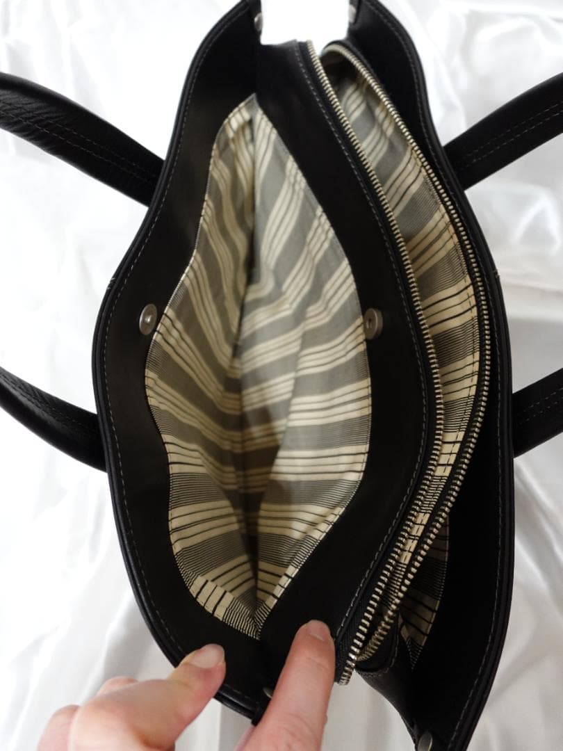 ポール・スミス（Paul Smith）　２wayビジネスバッグ 　ブラック　牛革