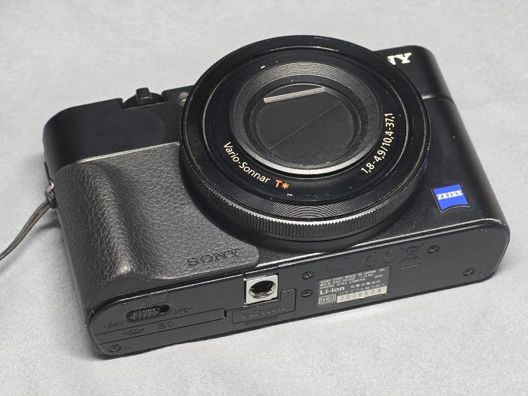 SONY Cyber-shot DSC-RX100 本体＋アクセサリーセット