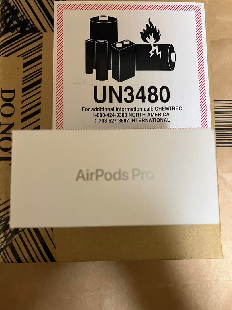 Apple AirPods Pro ３