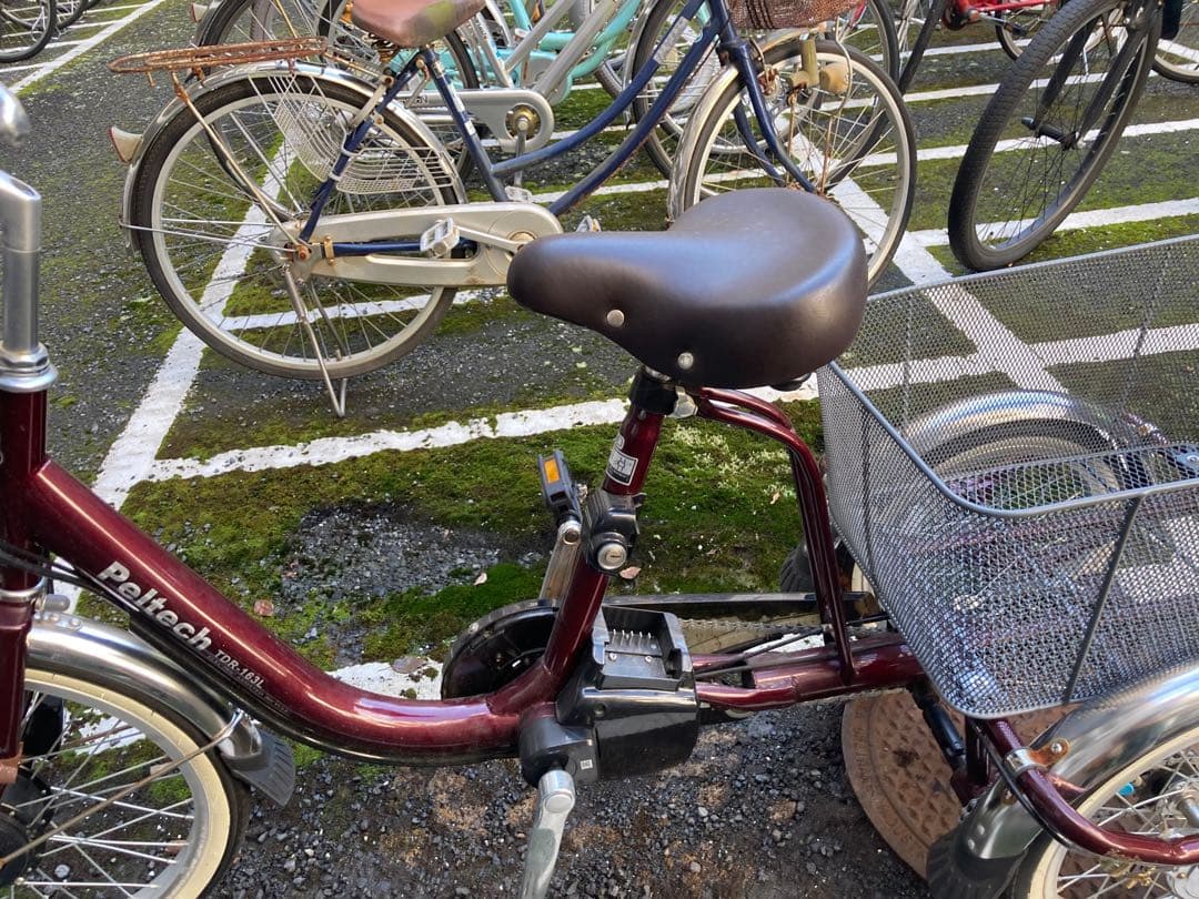 電動アシスト自転車　三輪車