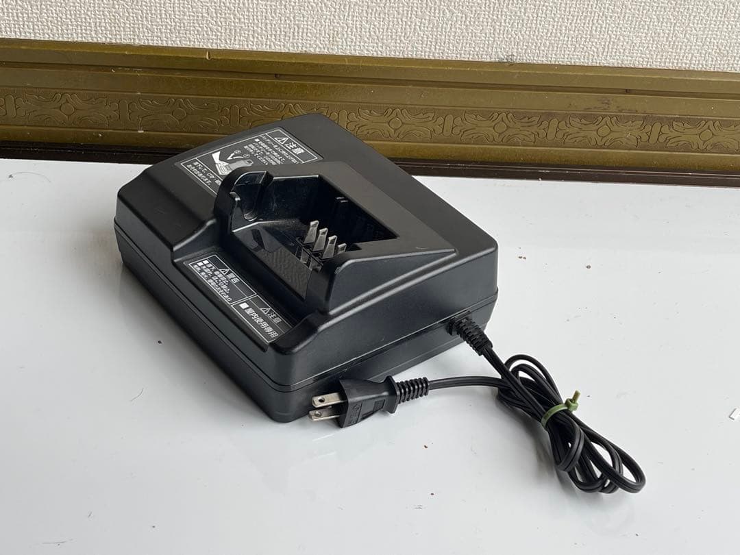 Panasonic NKJ073Z電動自転車用 充電器 黒