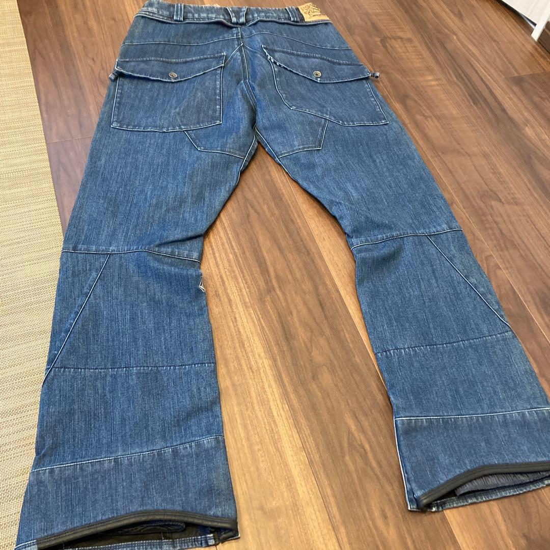 新品 未使用品 VOLCOM BOARD スノーボード ウェア