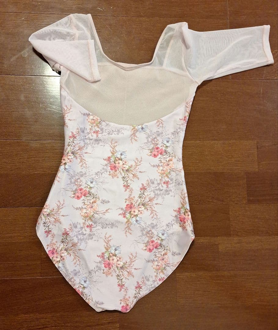 新品未使用　シルフィーヌ　花柄 五分袖レオタード 40　Lサイズ　日本製