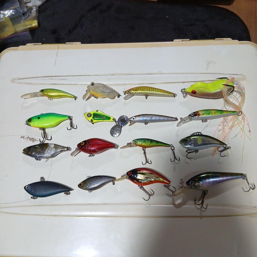 バス釣り引退セット235000セットはワームも込みになります。