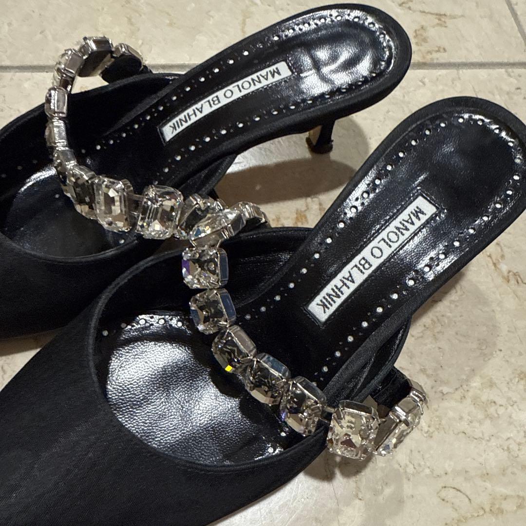 Manolo Blahnik ブラックミュール38