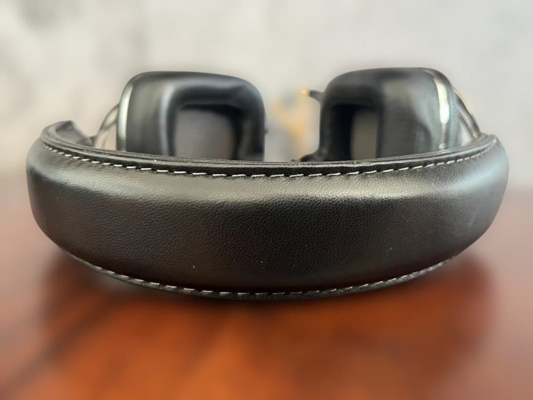 ◆Bowers&Wilkins B&W P7 オーバーイヤー ヘッドホン