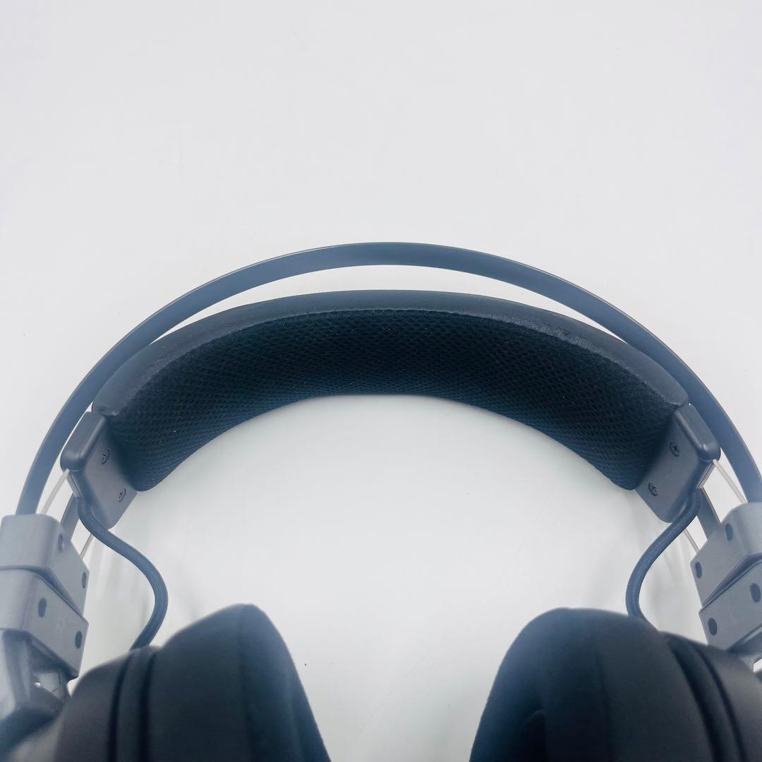 Razer NARI ULTIMATE ヘッドセット　ゲーミング　レーザー