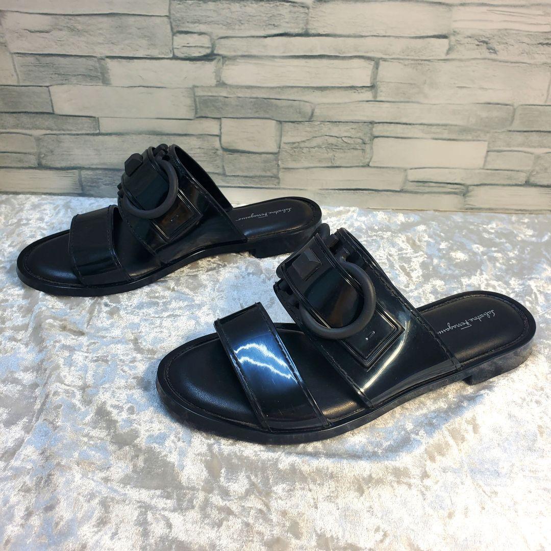 【美品】✨サルヴァトーレフェラガモ 23.5 TARYN サンダル ガンチーニ