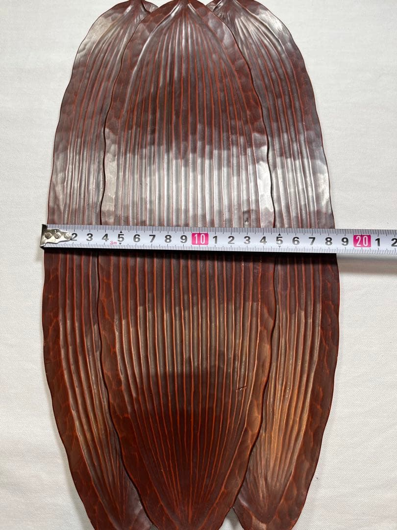 鎌倉彫、葉蘭の銘々皿と菓子おき