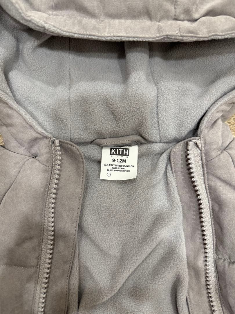 KITH 中綿ダウンロンパース 9-12M