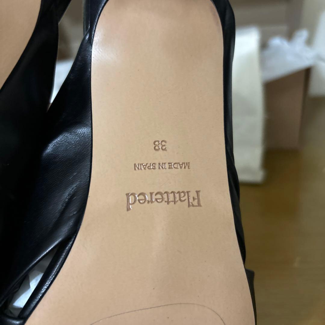 Flattered EMIサンダル　ブラック　サイズ24-24.5cm