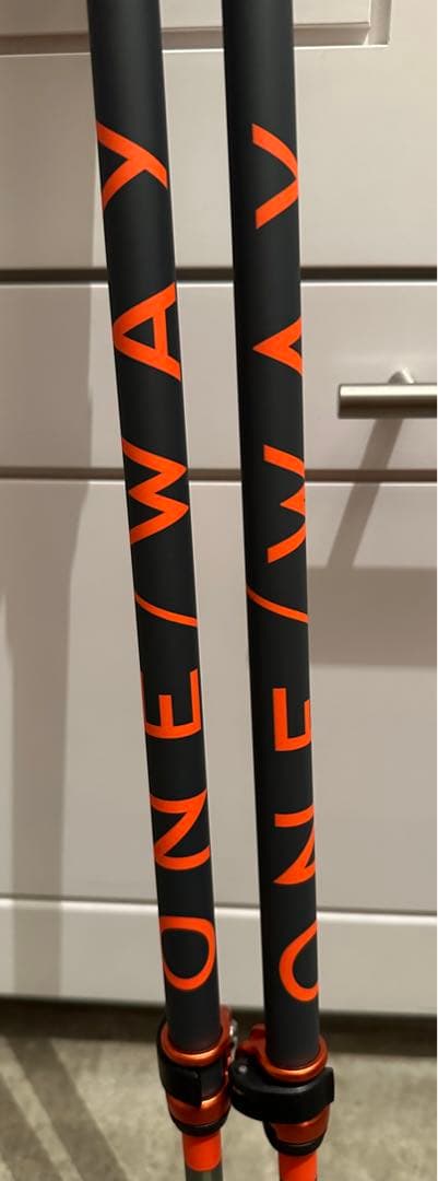 ONE WAY／TR カーボン バリオ ポール