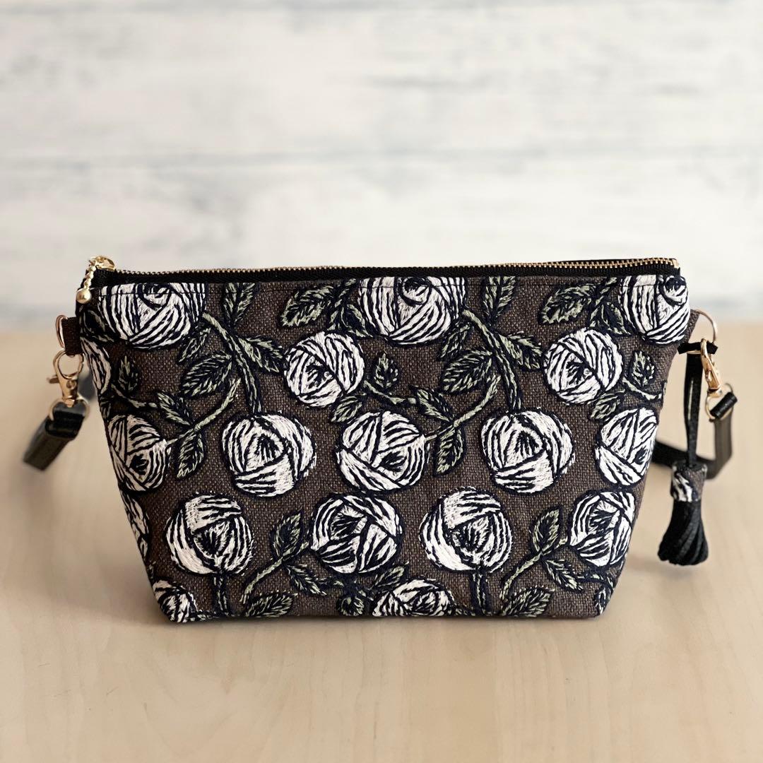 ミナペルホネン rosy brownショルダーバッグMB512-251