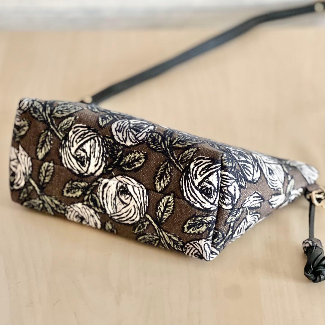 ミナペルホネン rosy brownショルダーバッグMB512-251