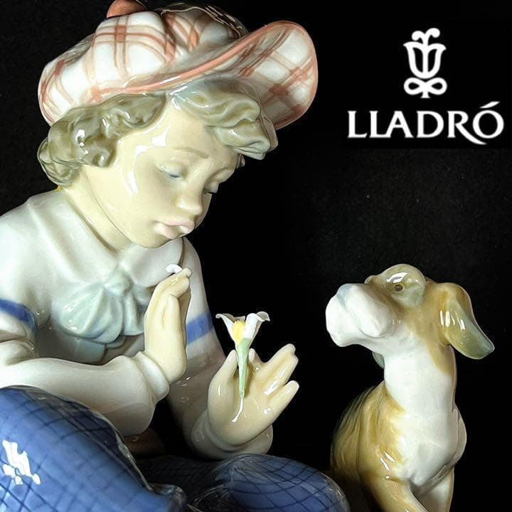 【素敵な恋占い】LLADRO/リヤドロ/少年/犬/花びら/高級置物/かわいい