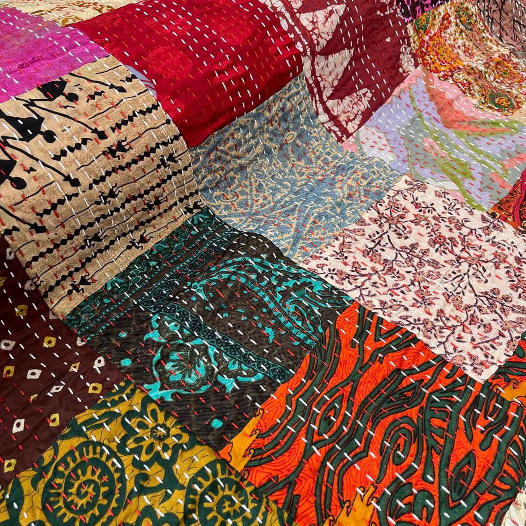 インド　ヴィンテージ　ラリーキルト　カンタキルト　マルチカバー  ベットカバー