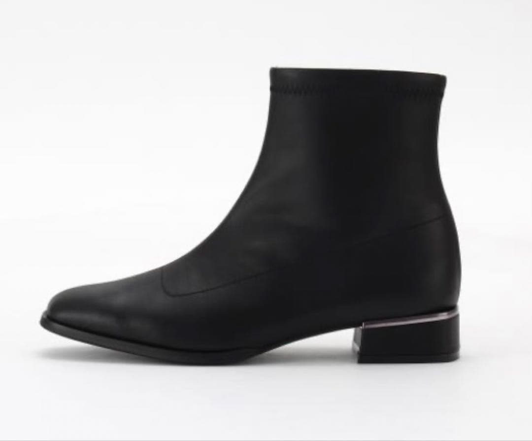 銀座かねまつ　歩きやすい30mmヒールの晴雨兼用ソフトスクエアブーツ（現行品）