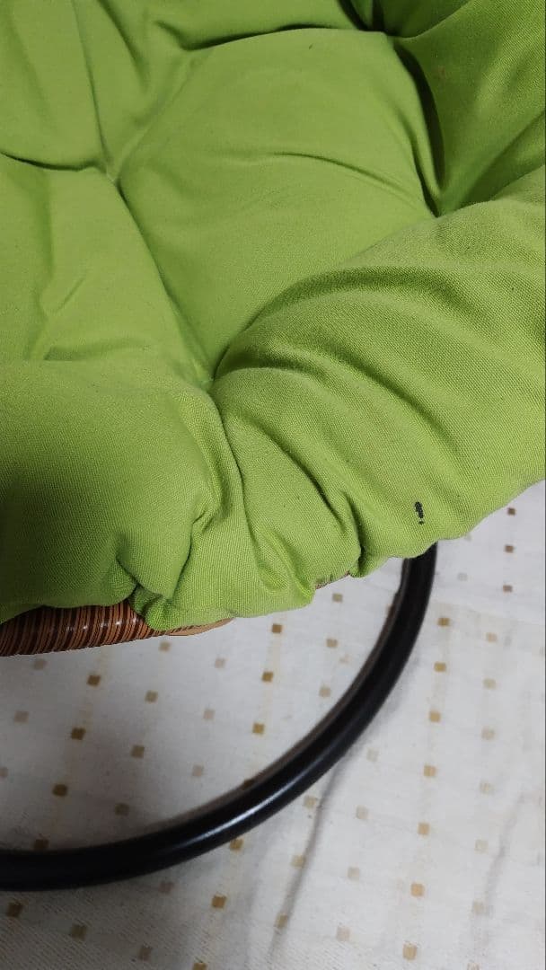 高級卵型ハンギングチェア 自立式のスタンド付き 人工ラタン（PEラタン）編み