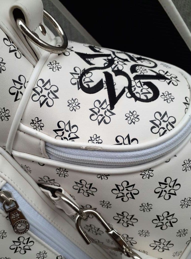 St. ANDREWS ロゴ デザイン スタンド式 キャディバッグ 白 黒