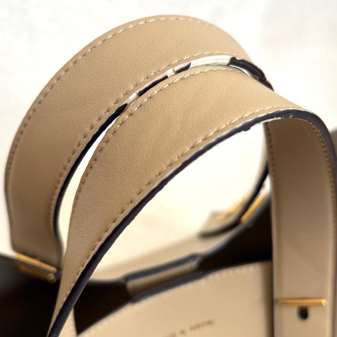 【CHARLES&KEITH】ダブルハンドル スラウチーバッグ ショルダーバッグ