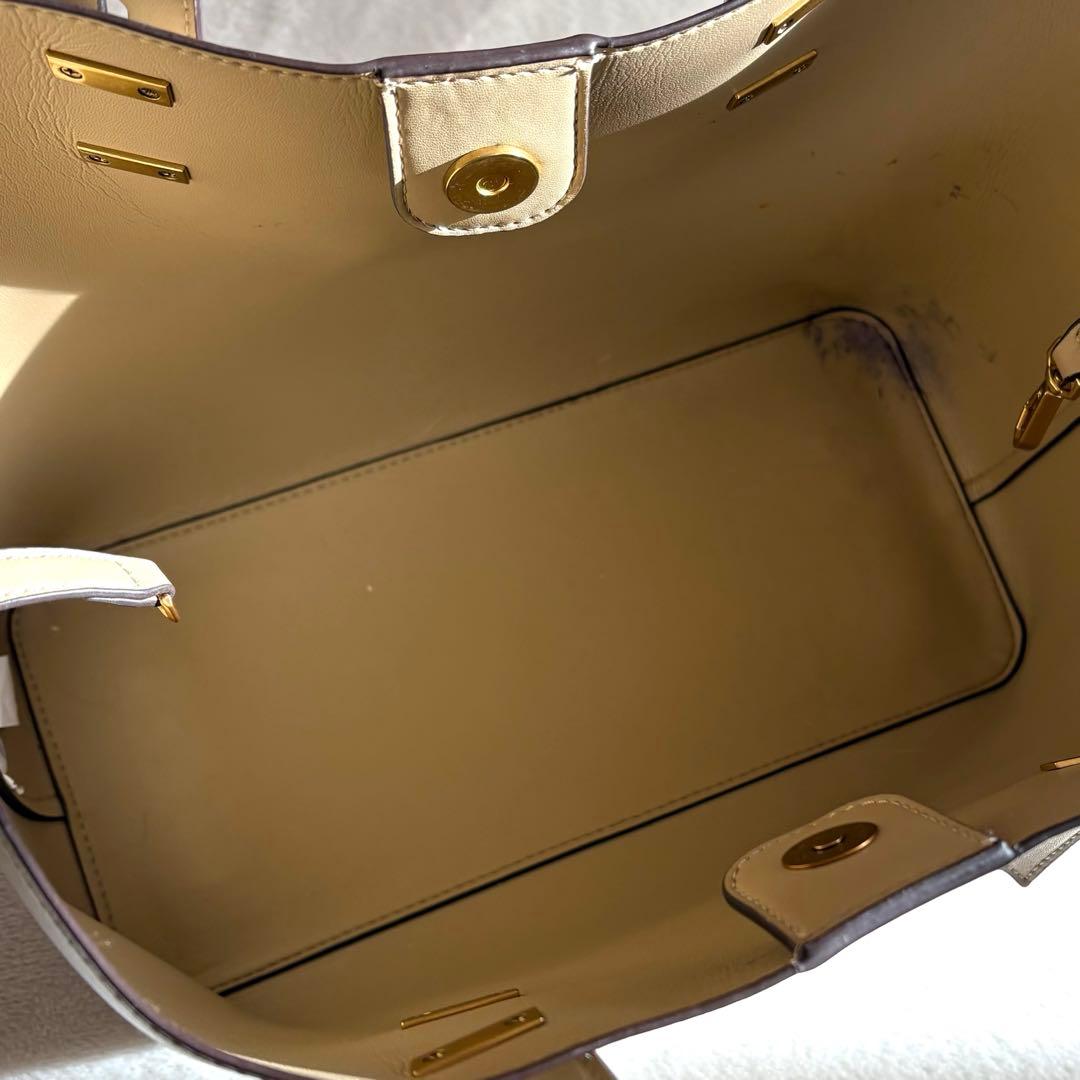 【CHARLES&KEITH】ダブルハンドル スラウチーバッグ ショルダーバッグ