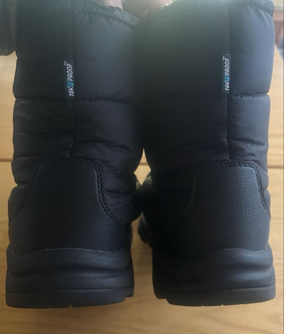 THE NORTH FACE ヌプシ ブーツ 24cm