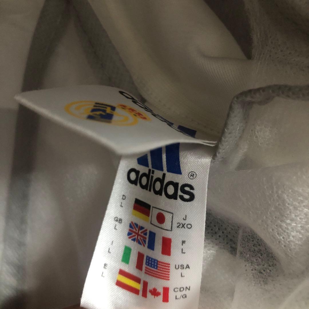 正規品新品未使用品　希少 レアルマドリード100周年 2002-03 ホーム長袖