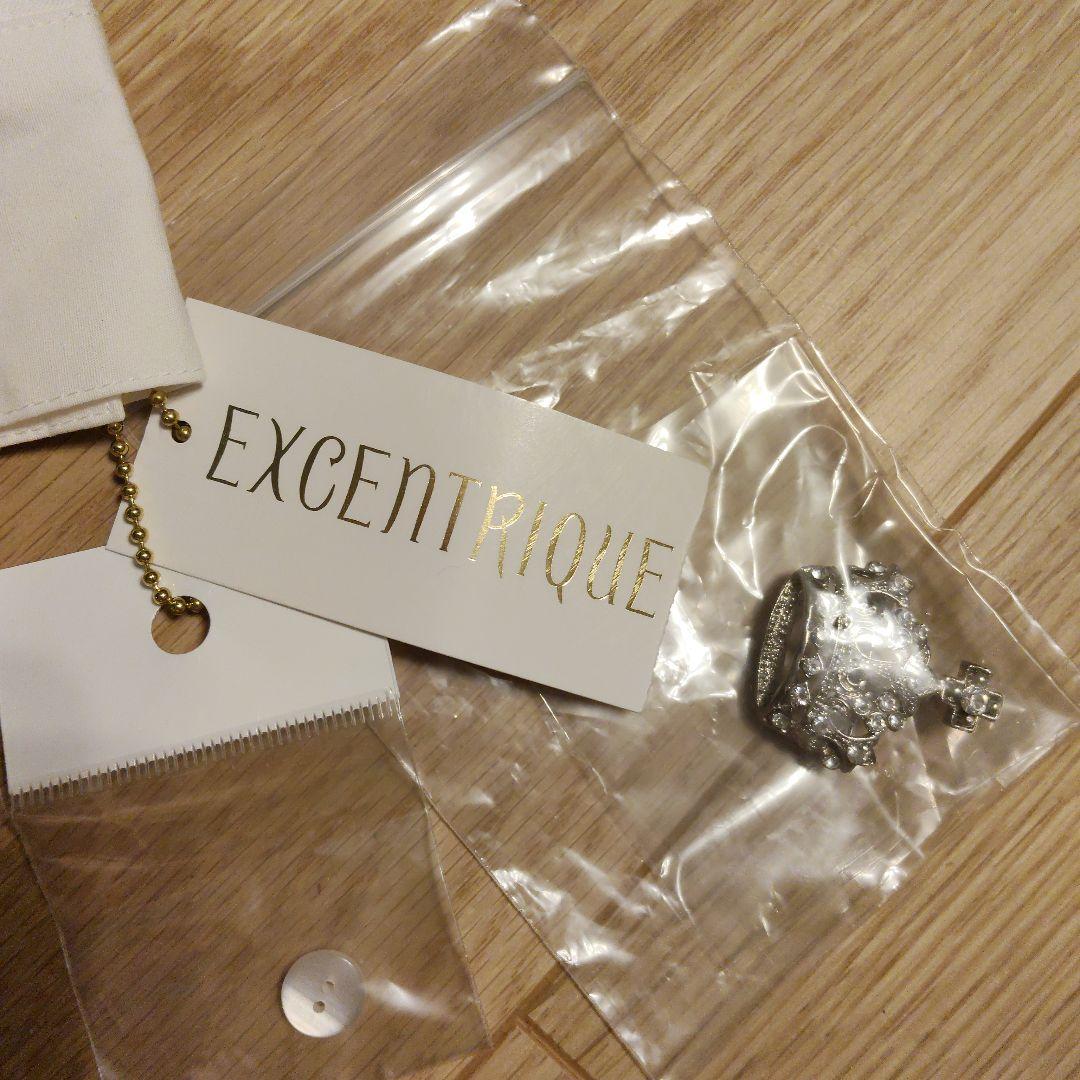 エクサントリーク　ブラウス　白