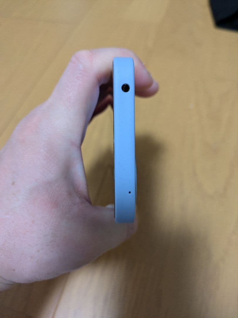 AQUOS with 4（ドコモ）