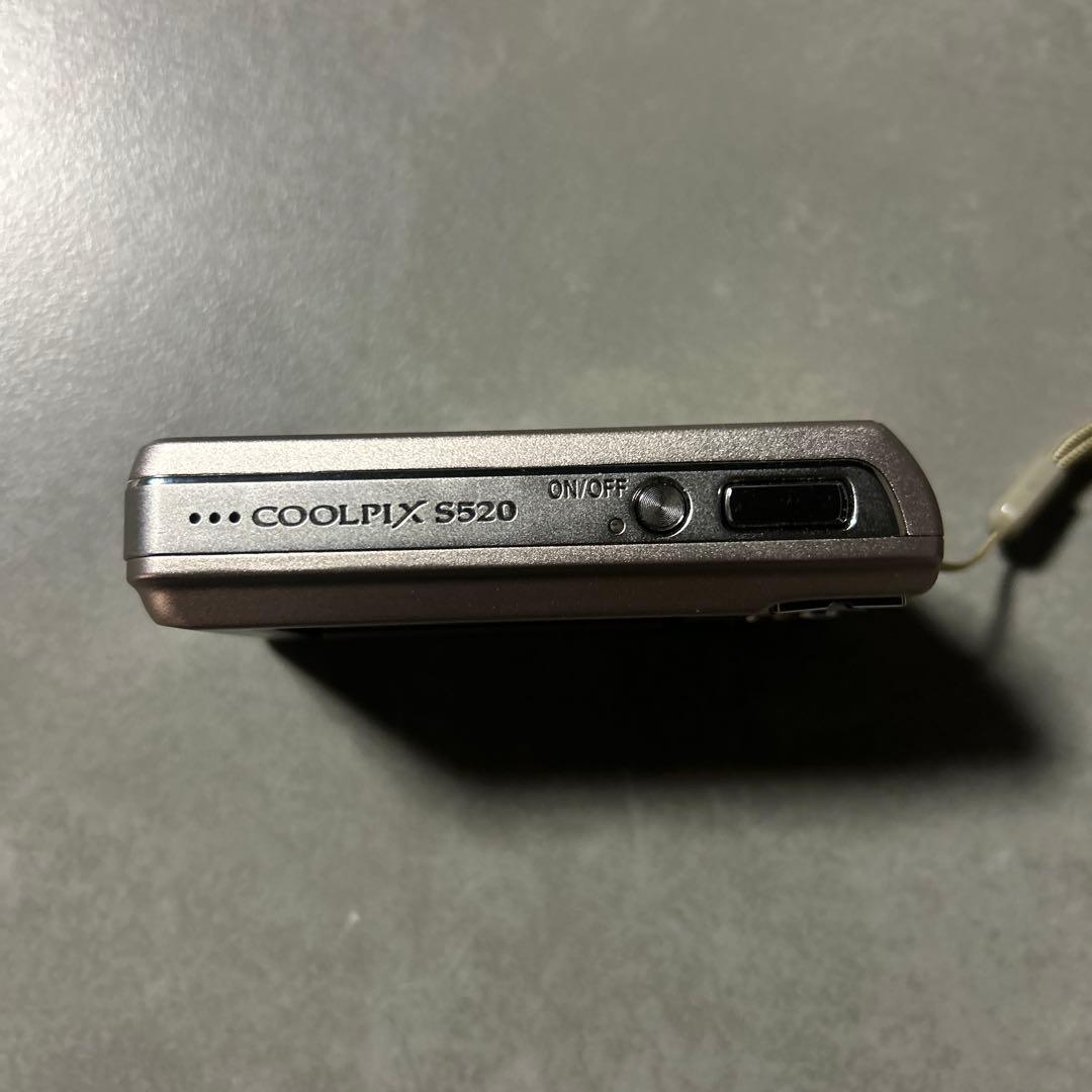 Nikon COOLPIX 8.0メガピクセル コンパクトデジタルカメラ