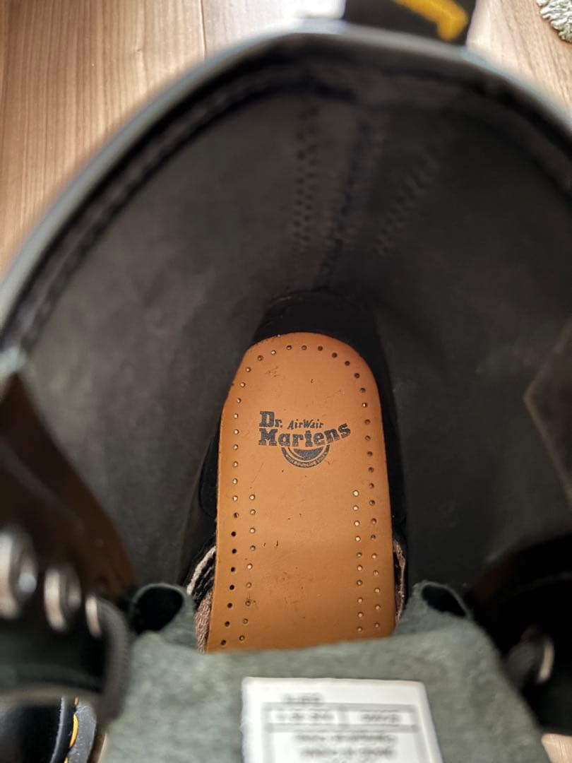 Dr. Martens 1460 ブラック8ホール