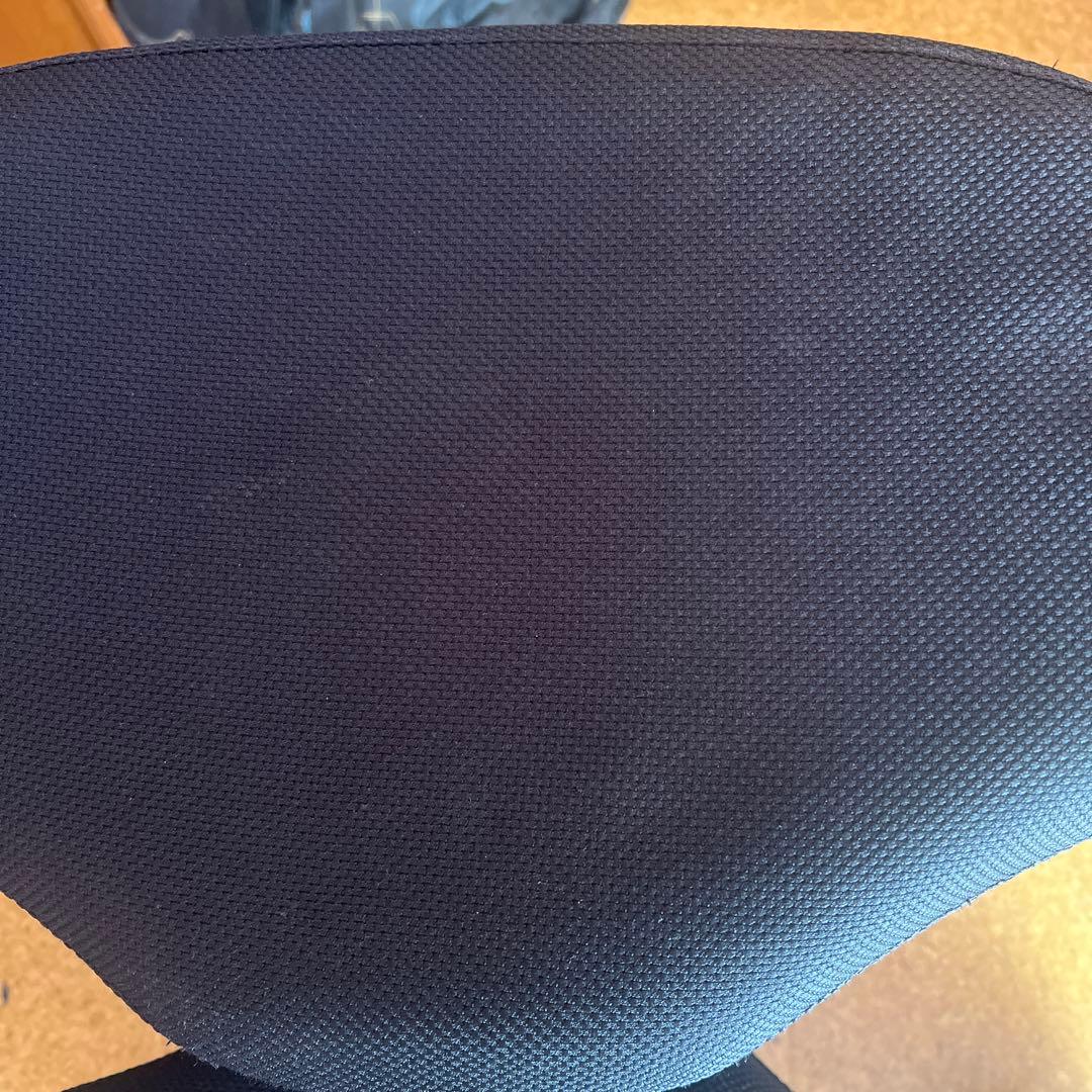 よい姿勢で座れるデスクチェア