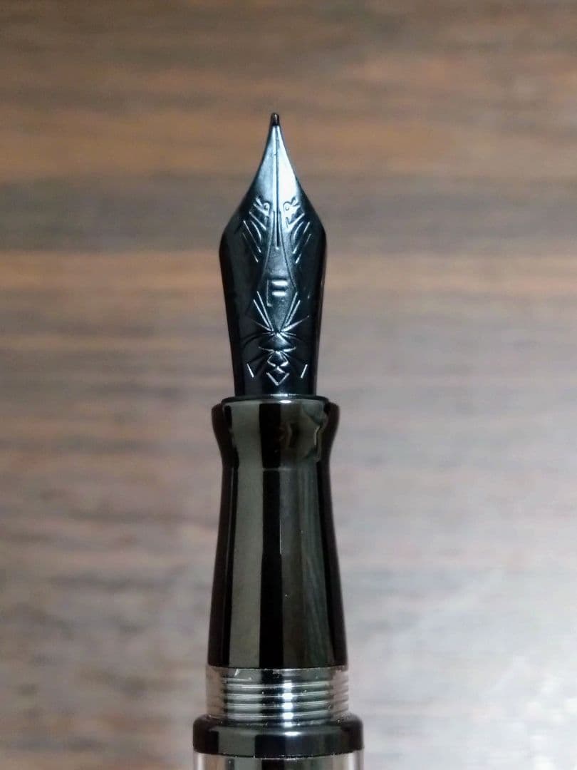 Pineider（ピナイダー）万年筆 アバタークリア