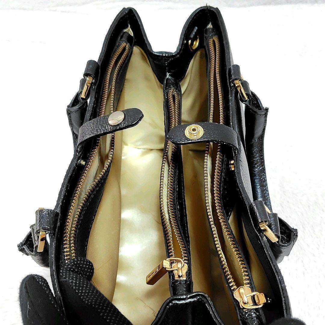 美品✨　イヌエ　ショルダーバッグ　黒　革　フォーマル　斜め掛け　自立　2way