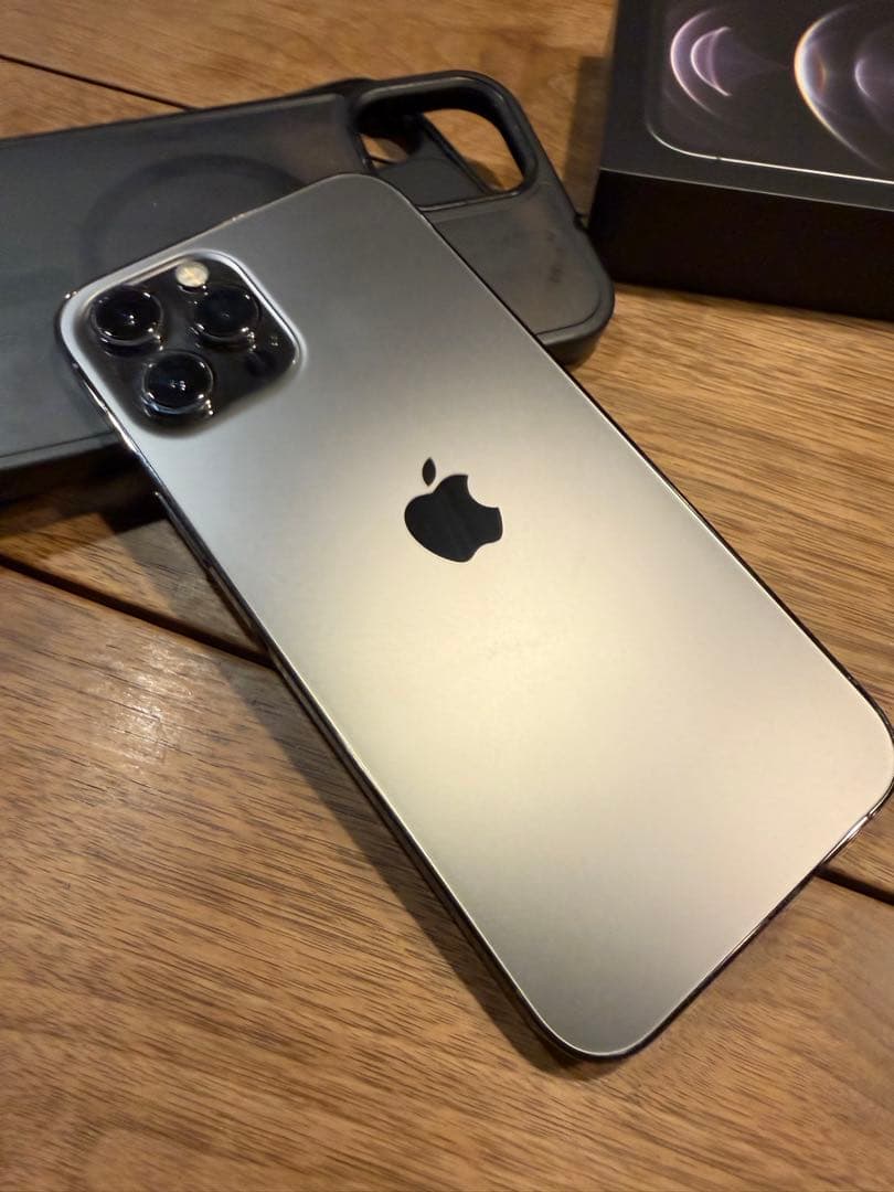 iphone 12 pro max 256gb グラファイト