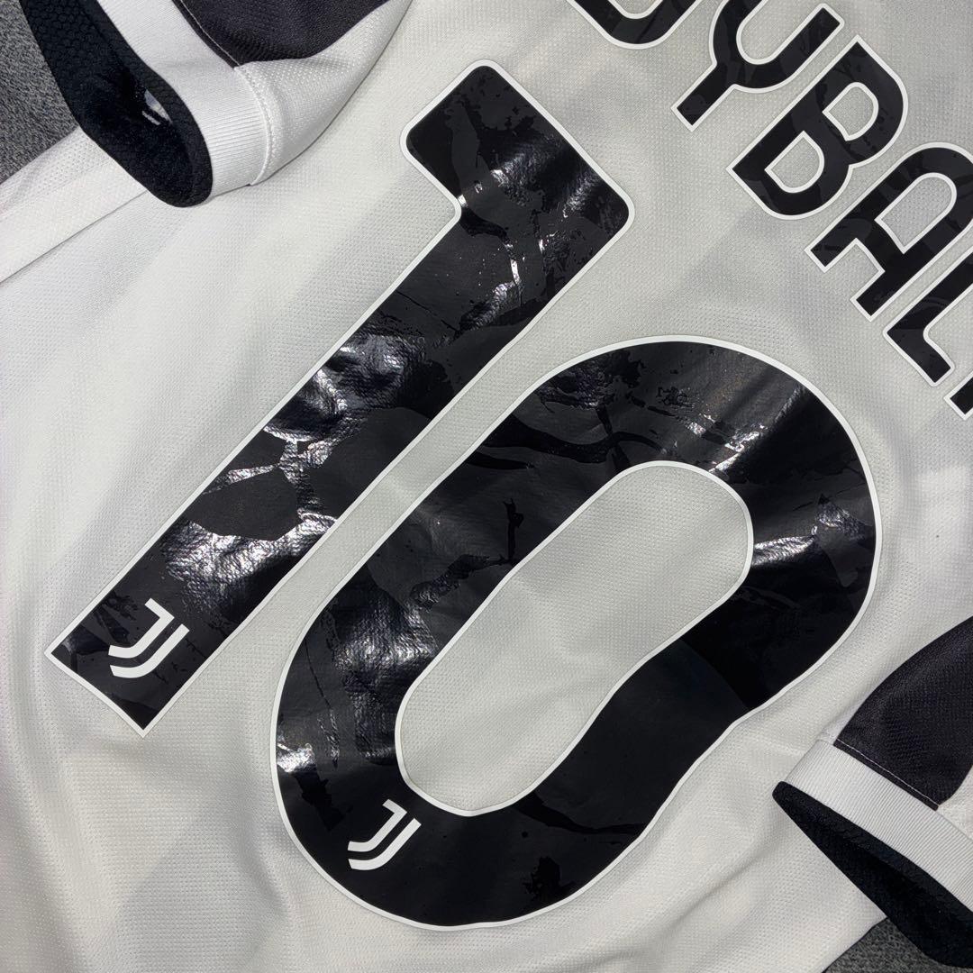 【正規品】ユベントス 21/22 ホーム ユニフォームパウロ・ディバラ