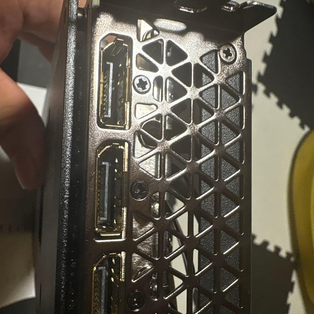 グラフィックボード・グラボ・ビデオカード INNO3D GeForce RTX4070ti