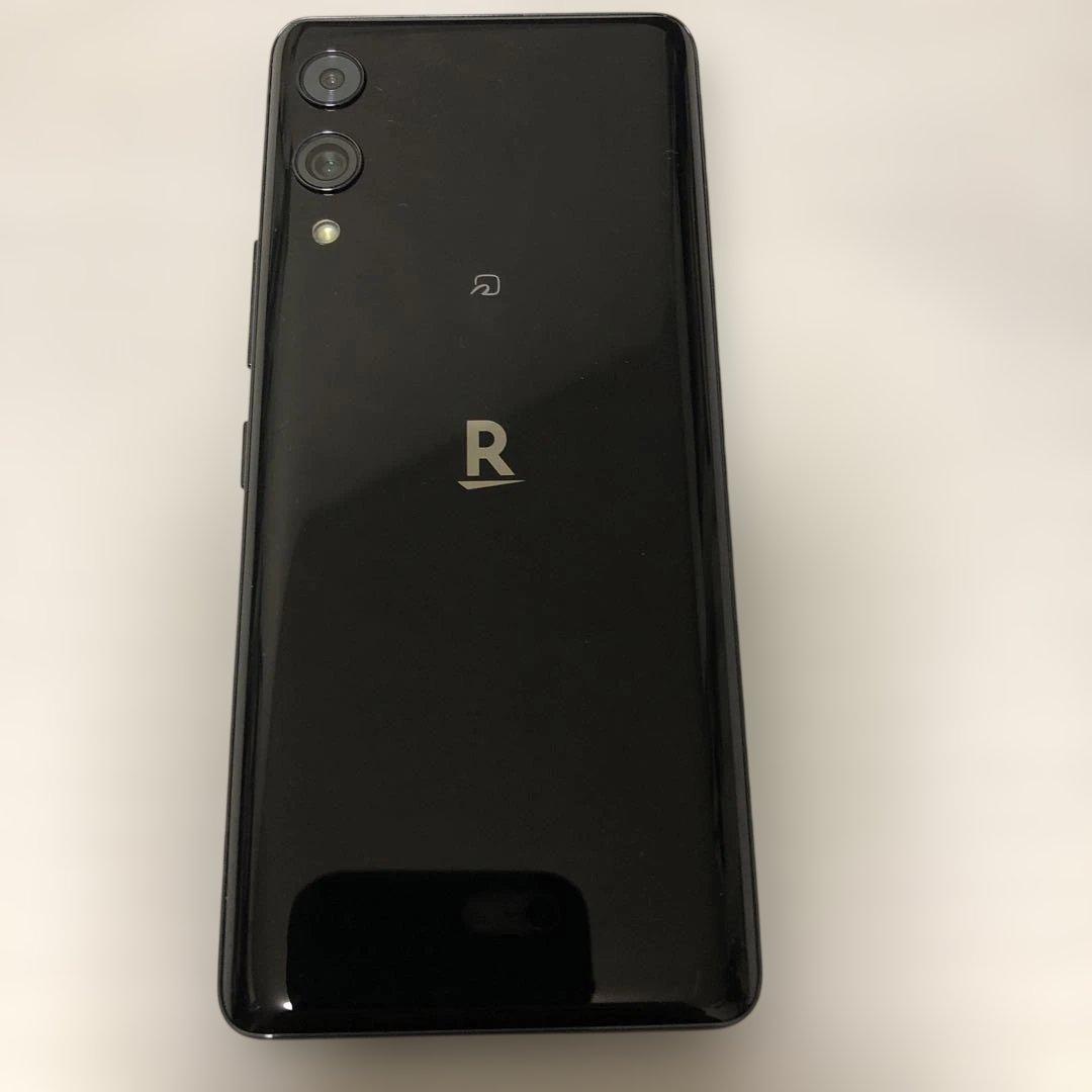 Rakuten Hand 5G ケース付き
