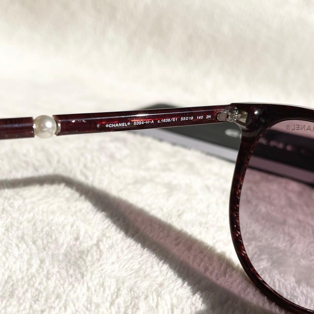 付属品多数 CHANEL サングラス フェイクパール ラメ パープル系 ロゴ