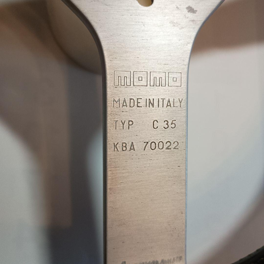 momoキャバリーノC35シルバースポーク