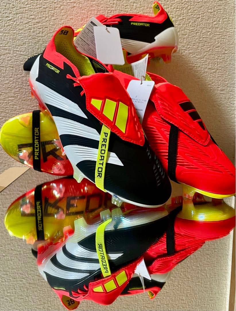 アディダス プレデター   エリート プレドストライク ソーラーエナジースパイク
