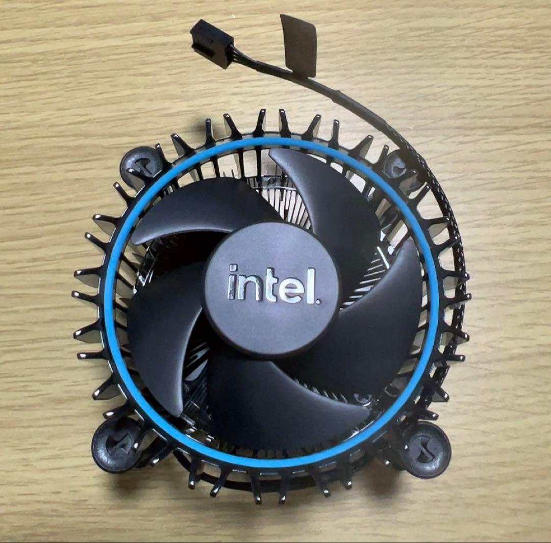 Intel Core i3-12100F 12世代 CPU