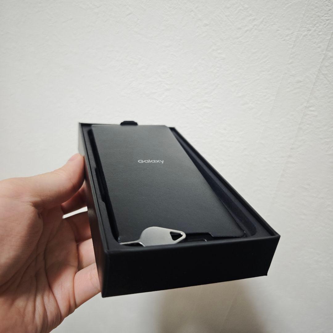 Samsung Galaxy S22 ファントムグレー 本体　箱付　256GB