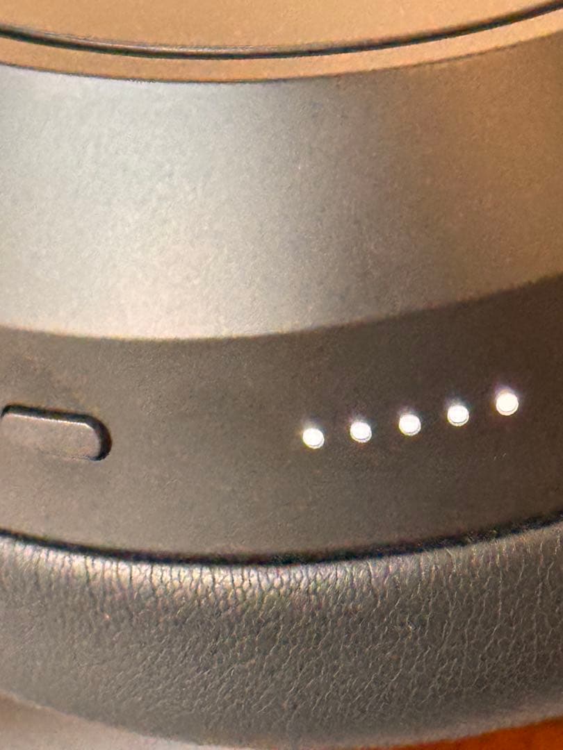 ゼンハイザーのワイヤレスヘッドホンMomentum 4 Wirelessブラック