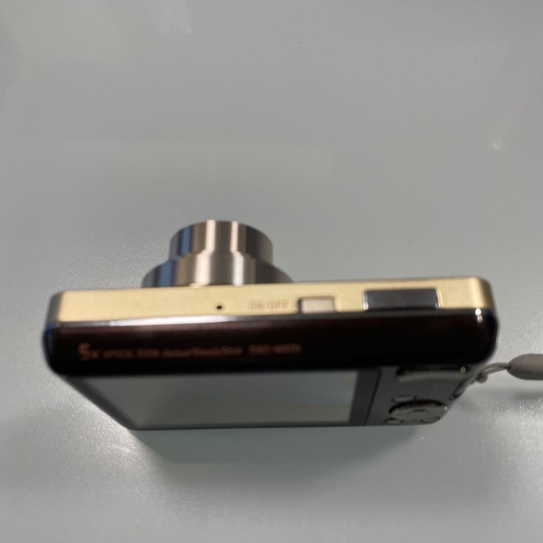 SONYのコンパクトデジタルカメラ