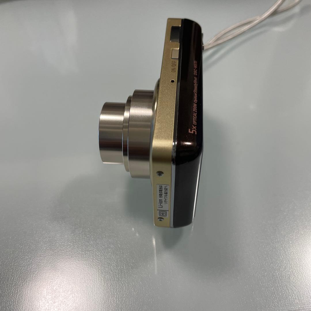 SONYのコンパクトデジタルカメラ