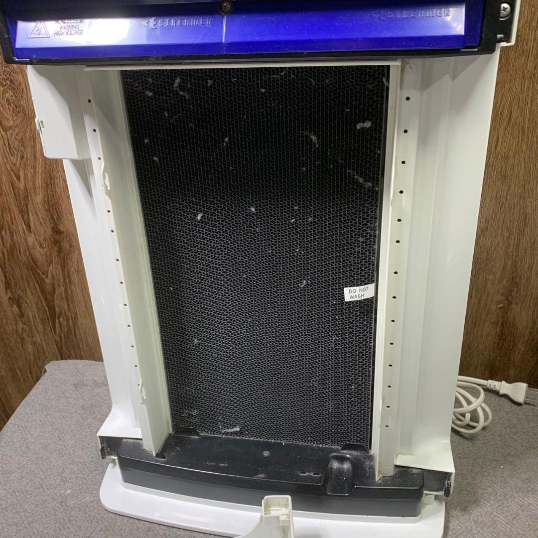 I104 ダイキン 空気清浄機 KAFP085A4 2018年製