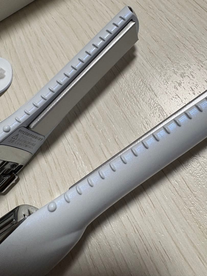 リファ フィンガーアイロン Refa ストレートアイロン