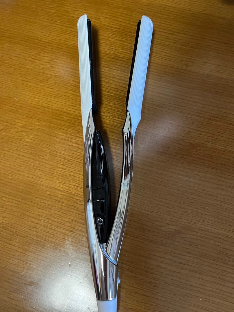 ❤️在庫処分❤️ReFa ストレートアイロン