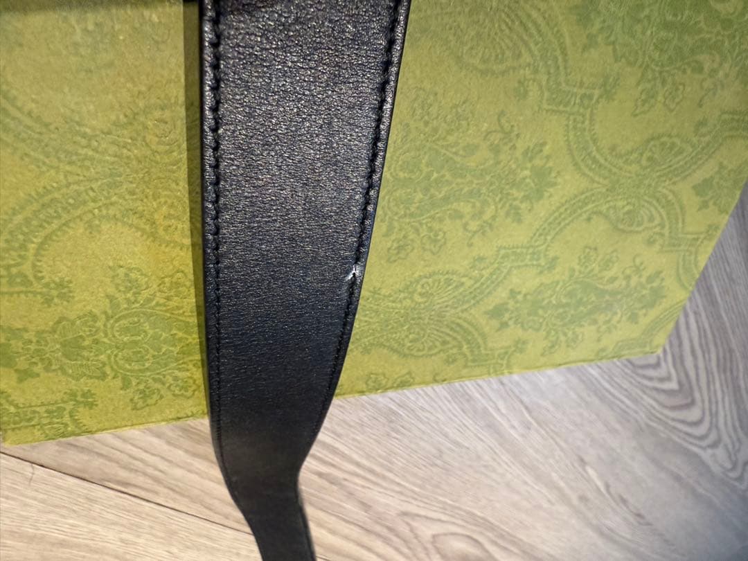 GUCCIのGGマーモント レザー ベルト